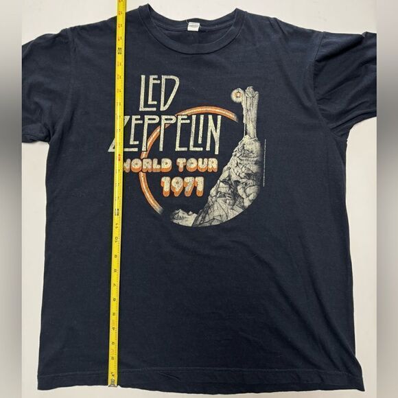 Led Zeppelin World Tour 1971 Black Stairway Graphic Shirt Sz L - Picture 3 of 9